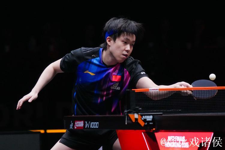 王楚钦30分钟速战速决 挺进WTT总决赛男单四强